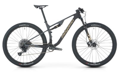 megamotrack r100 10 2025