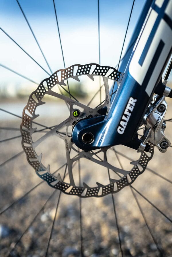 megamo track buff megamo replica 2024