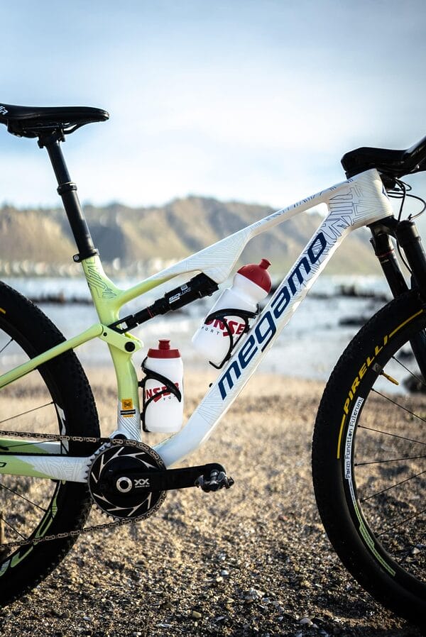 megamo track buff megamo replica 2024