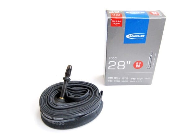 chambre schwalbe 700x28 45 b+c valve longue presta 60mm sv17vl (copie)